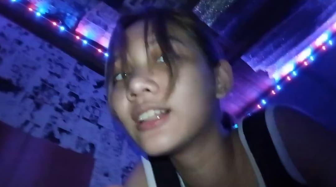 nyepong di kost sama pacarnya saling cinta